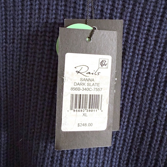 NWT Rails Sanna Sweater Women’s XL Navy Merino Wool Eco Minimalist Luxe Classic - Picture 10 of 10